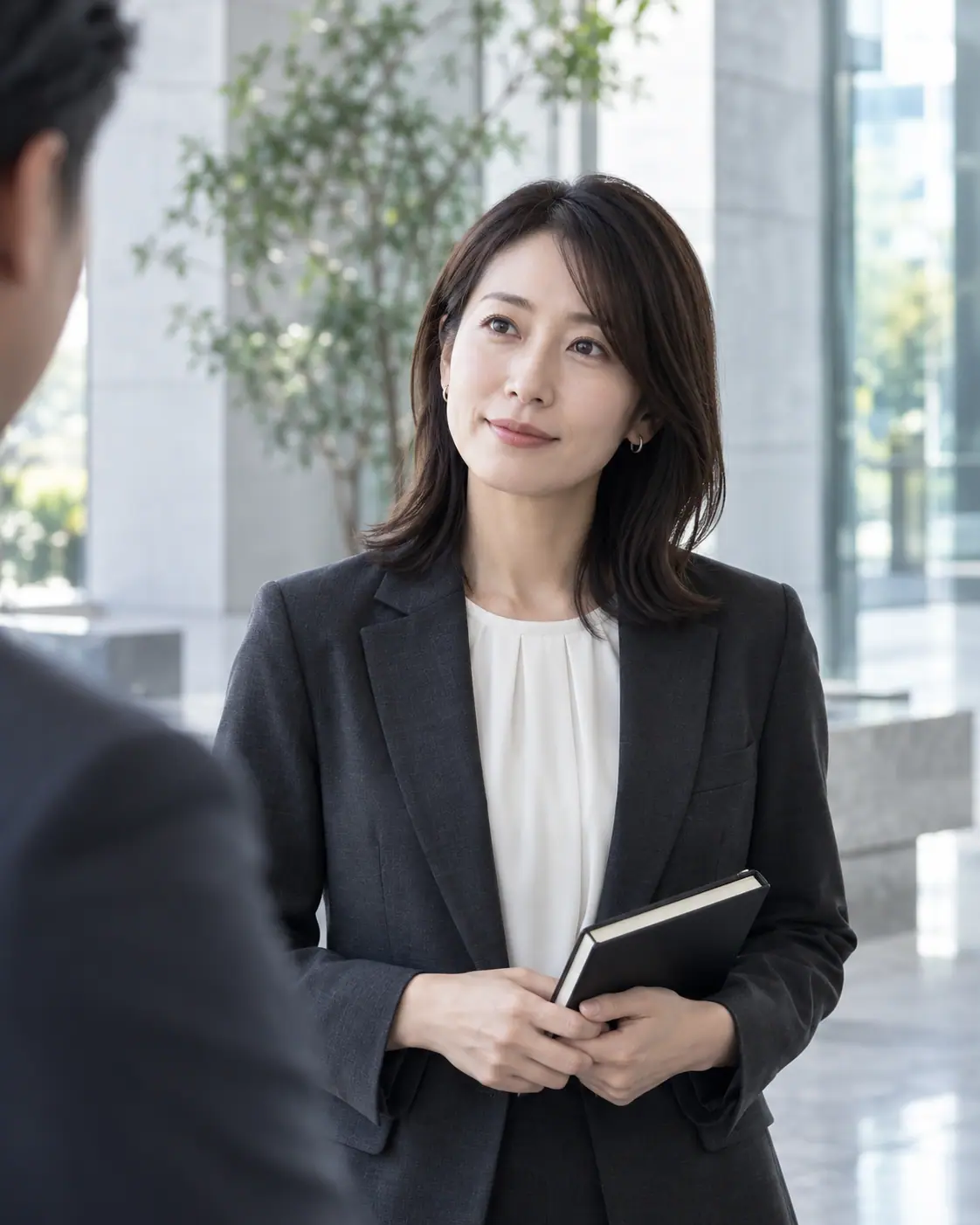 受付に立つ担当